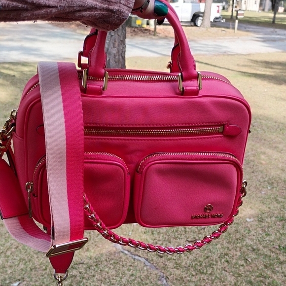 Michael Kors Handbags - Michael Kors Fuchsia Crossbody Bag